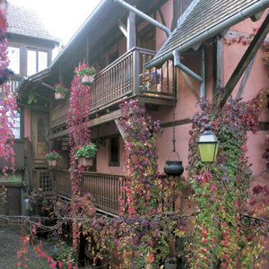 Cours intérieur de l'hôtel de l'Ange