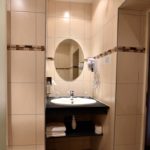 Salle de bains ou douche chambres triples et quadruples